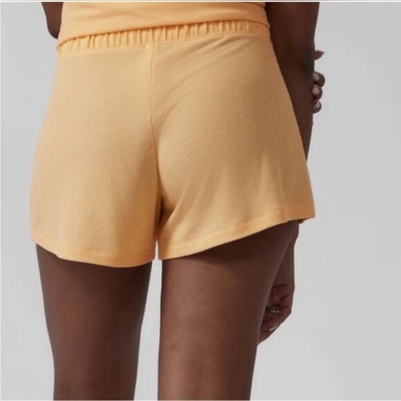 Athleta Wind Down Light Yellow Sleep Short! - Picture 3 of 6